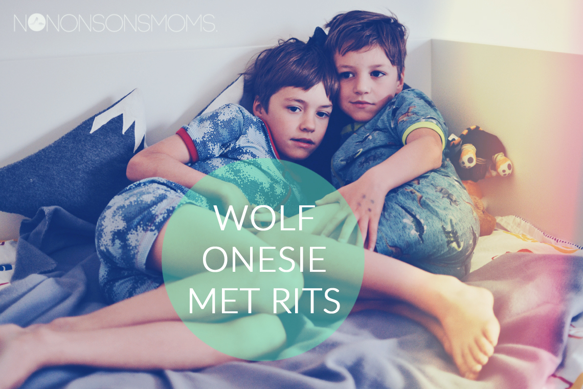 wolf hack - zonen 09 in stoffen van Megan Blue Fabrics